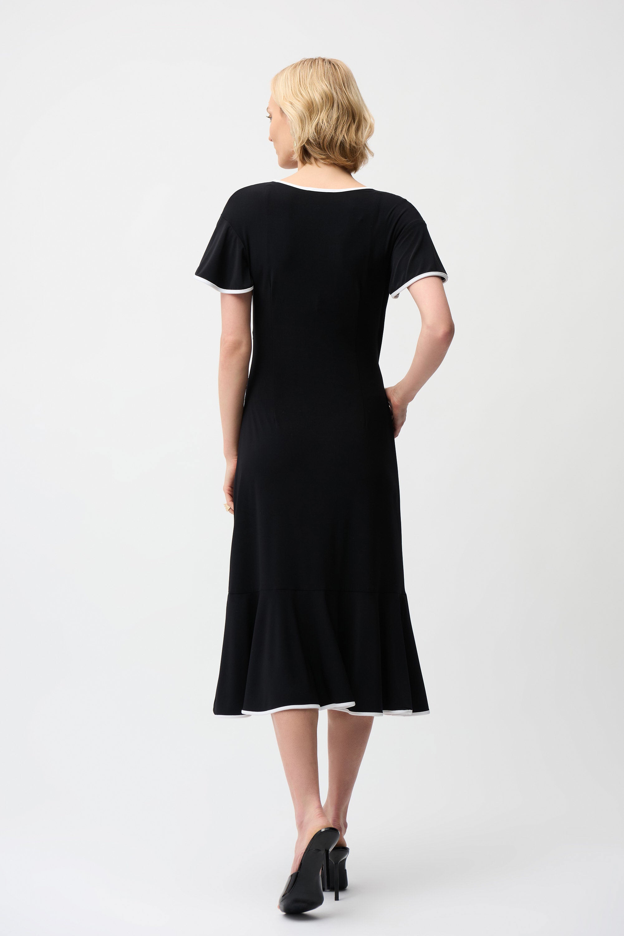 JOSEPH RIBKOFF DRESS STYLE 261013 COLOUR BLACK/VANILLA