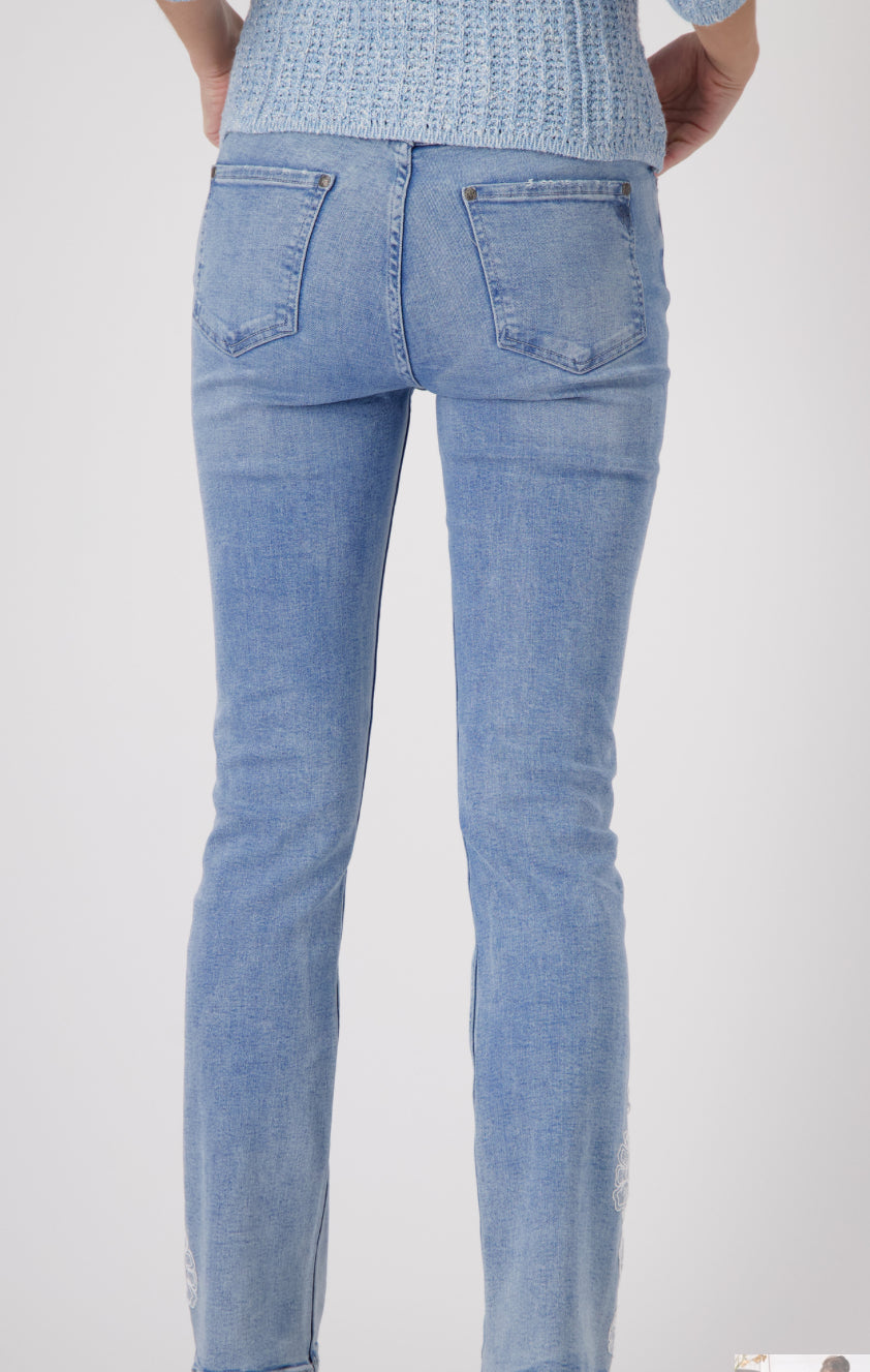 MONARI JEANS WITH LACE DETAIL STYLE 409411