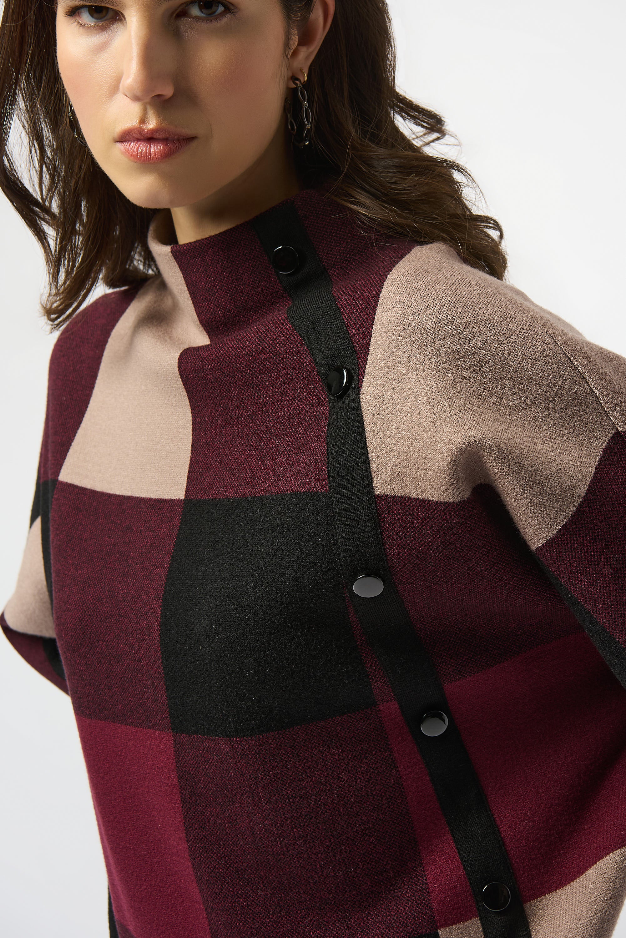 JOSEPH RIBKOFF SWEATER STYLE 243948F25 COLOUR MERLOT/MULTI