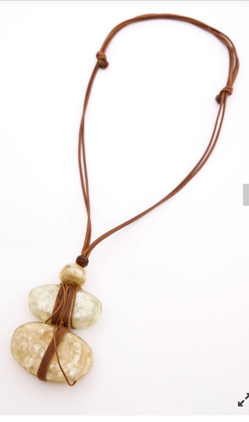 NAYA THREE STONE NECKLACE STYLE NAS26346