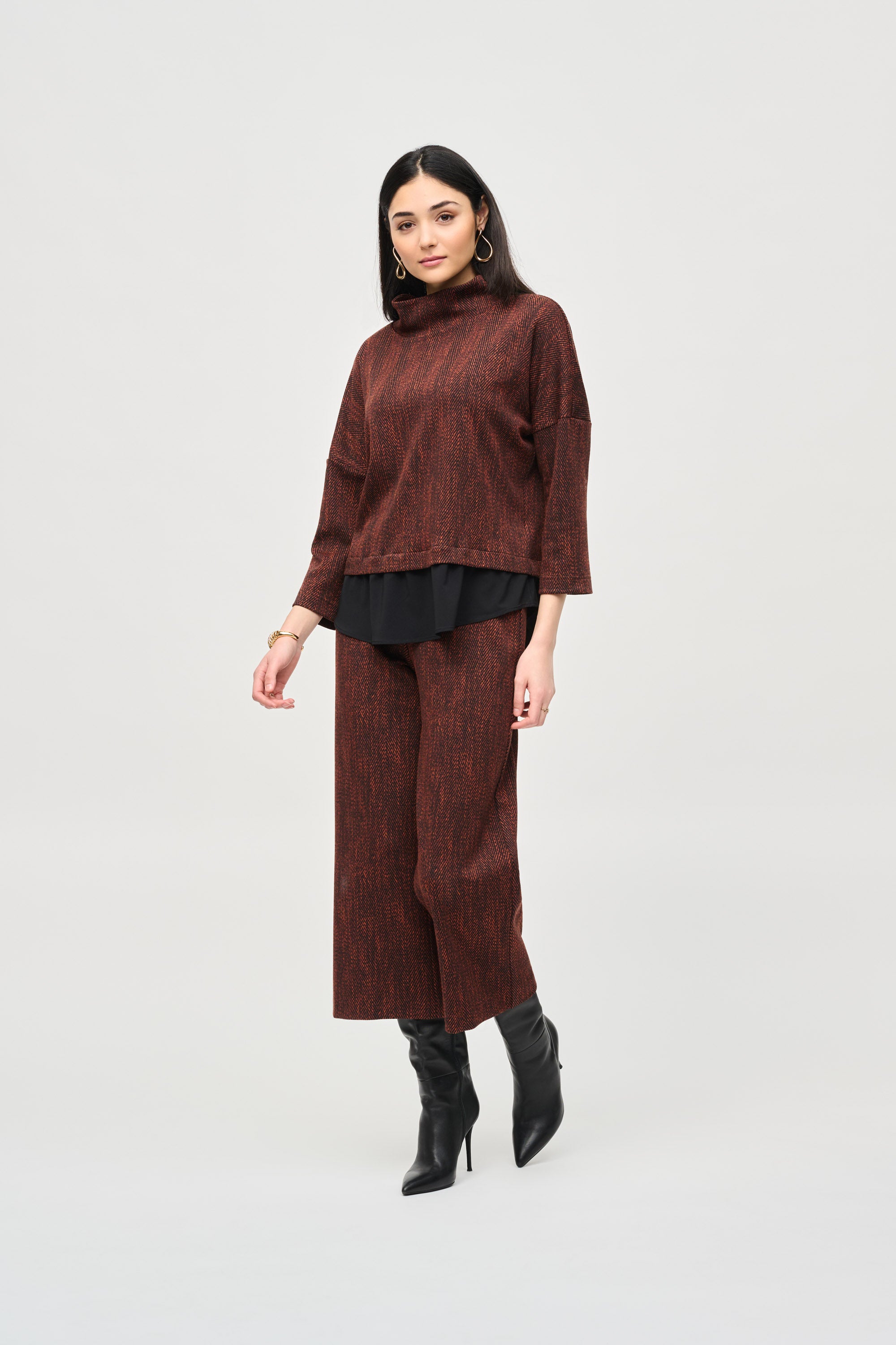 JOSEPH RIBKOFF PULL ON KNIT CULOTTE PANTS STYLE 243302 COLOUR ORANGE/BLACK