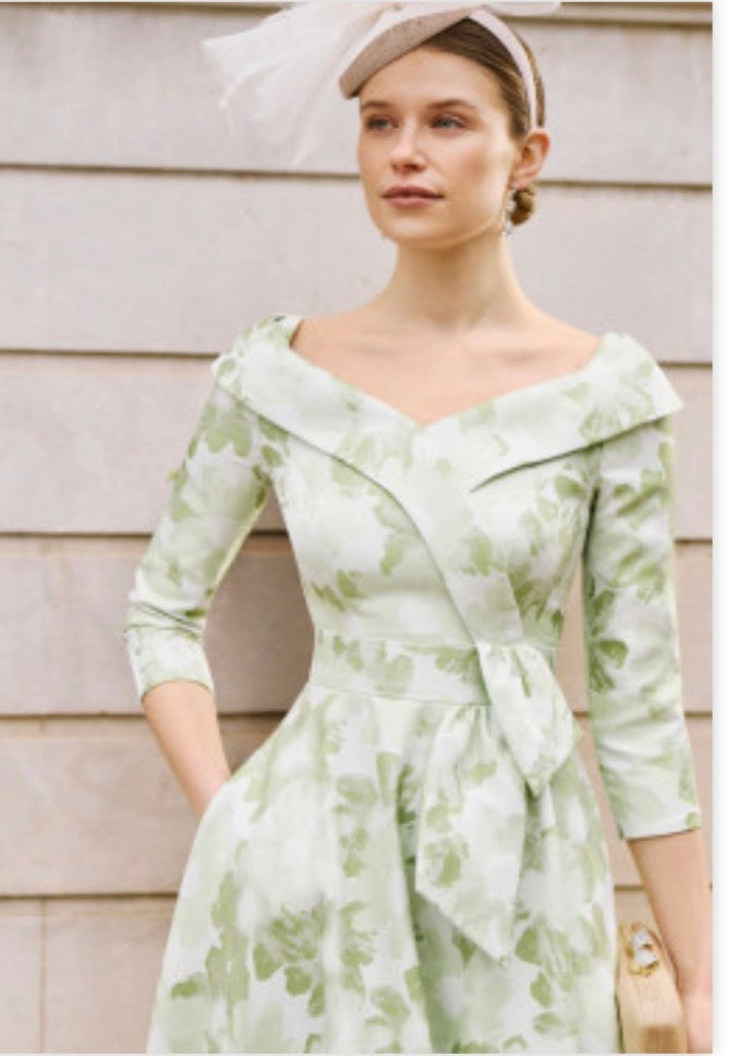 COUTURE CLUB DRESS STYLE 1G95 COLOUR APPLE GREEN/BAMBOO