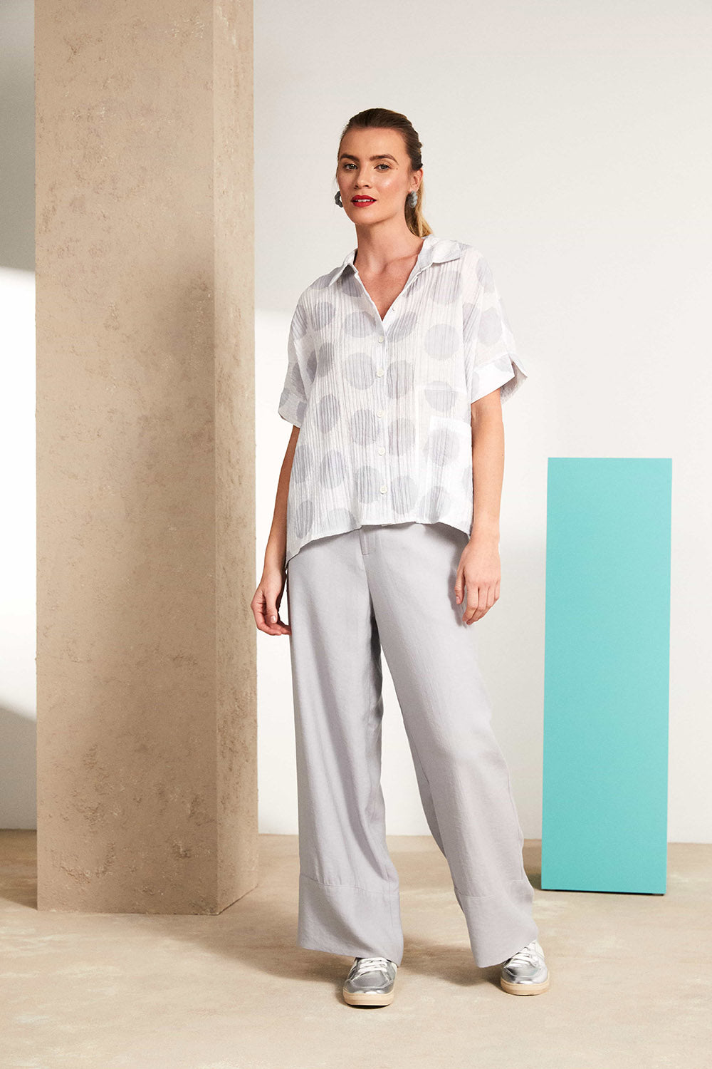 NAYA SHIRT STYLE NAS25164 COLOUR WHITE AND SILVER