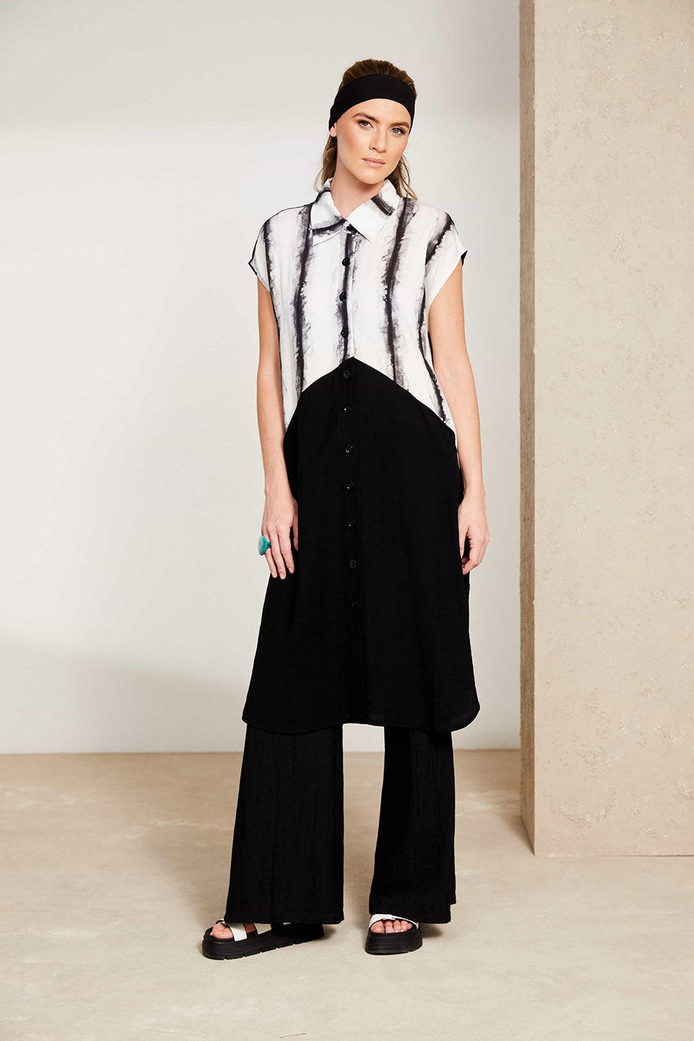 NAYA LONG LINE TUNIC STYLE NAS25330 COLOUR BLACK & WHITE
