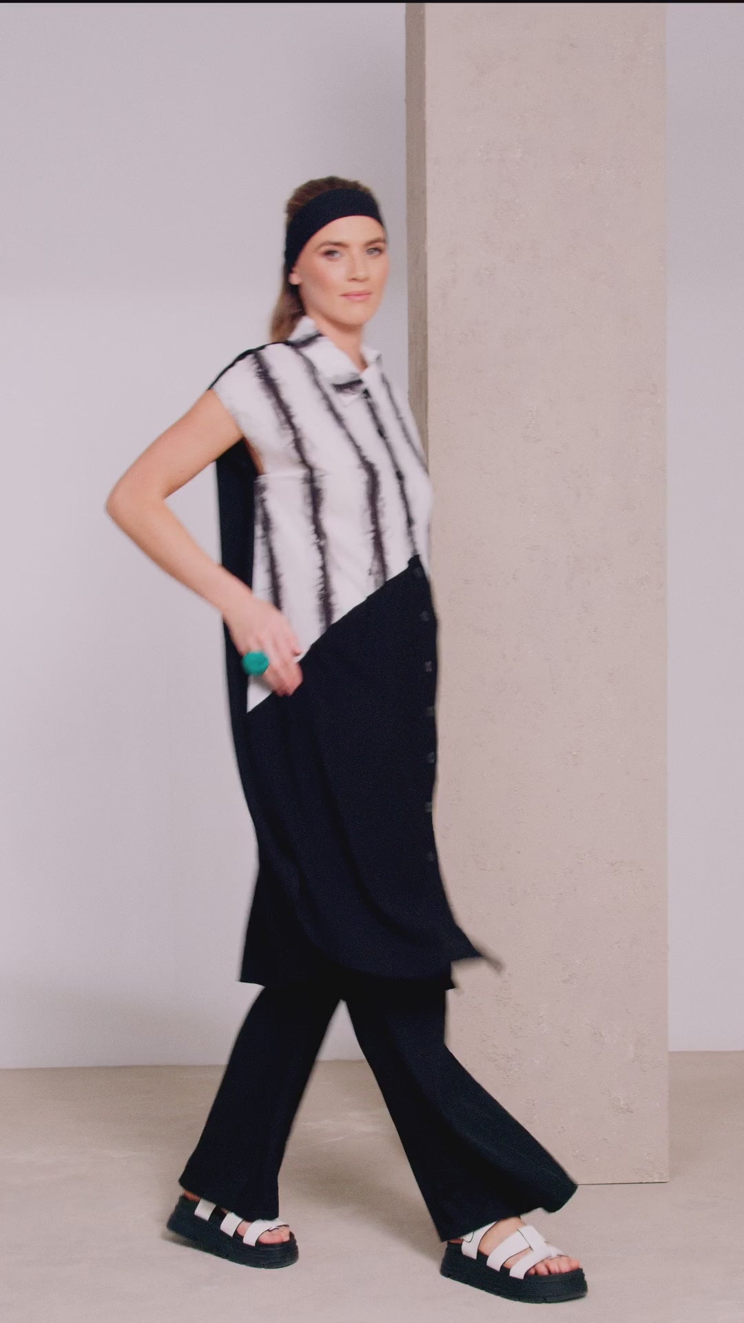 NAYA LONG LINE TUNIC STYLE NAS25330 COLOUR BLACK & WHITE