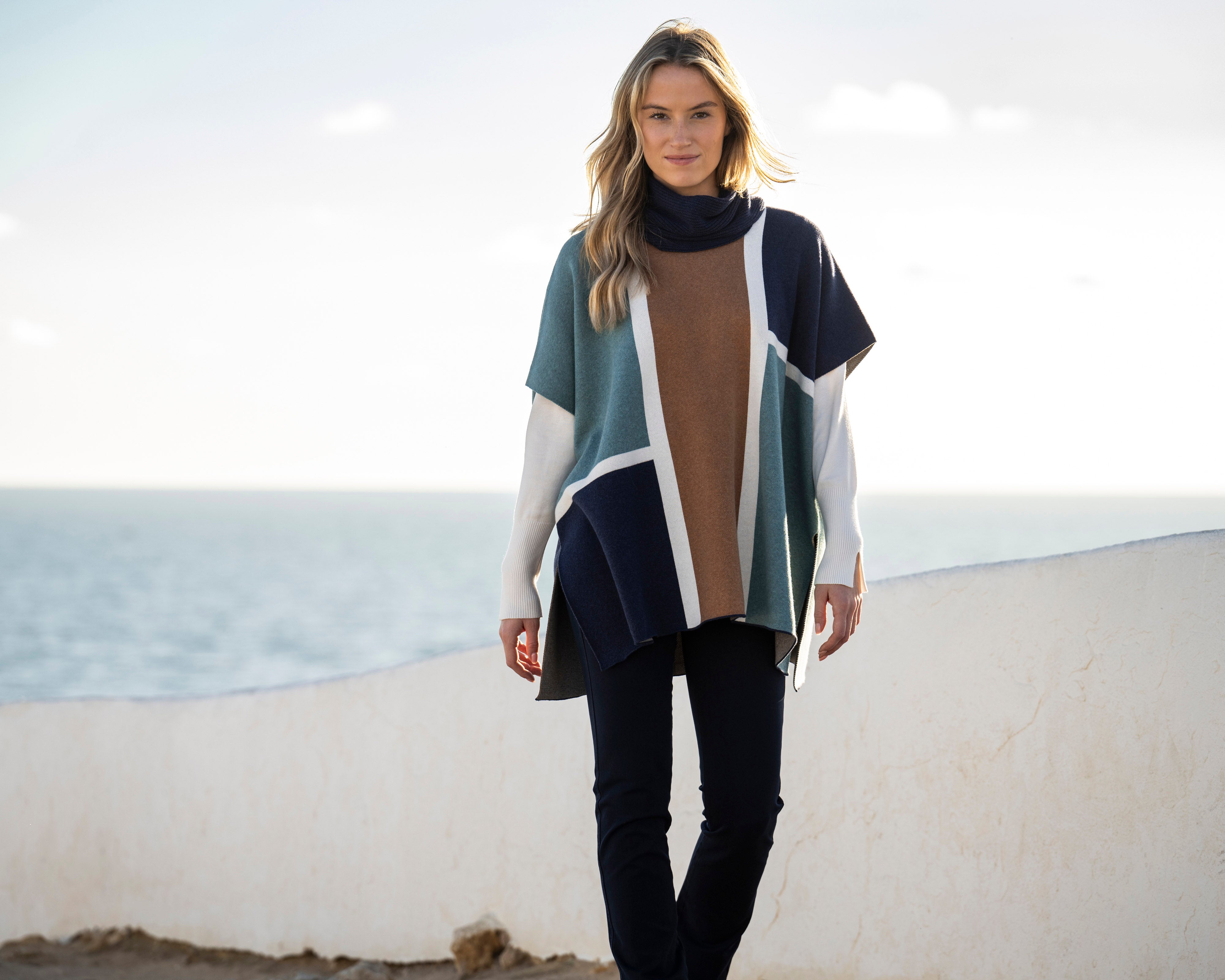MARBLE CAPE STYLE 8112 COLOUR SEAFOAM/TOBACCO/NAVY