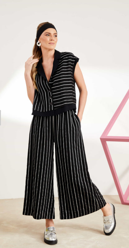 NAYA WIDE LEG STRIPPED CROP TROUSER STYLE NAS25282 COLOUR BLACK & WHITE