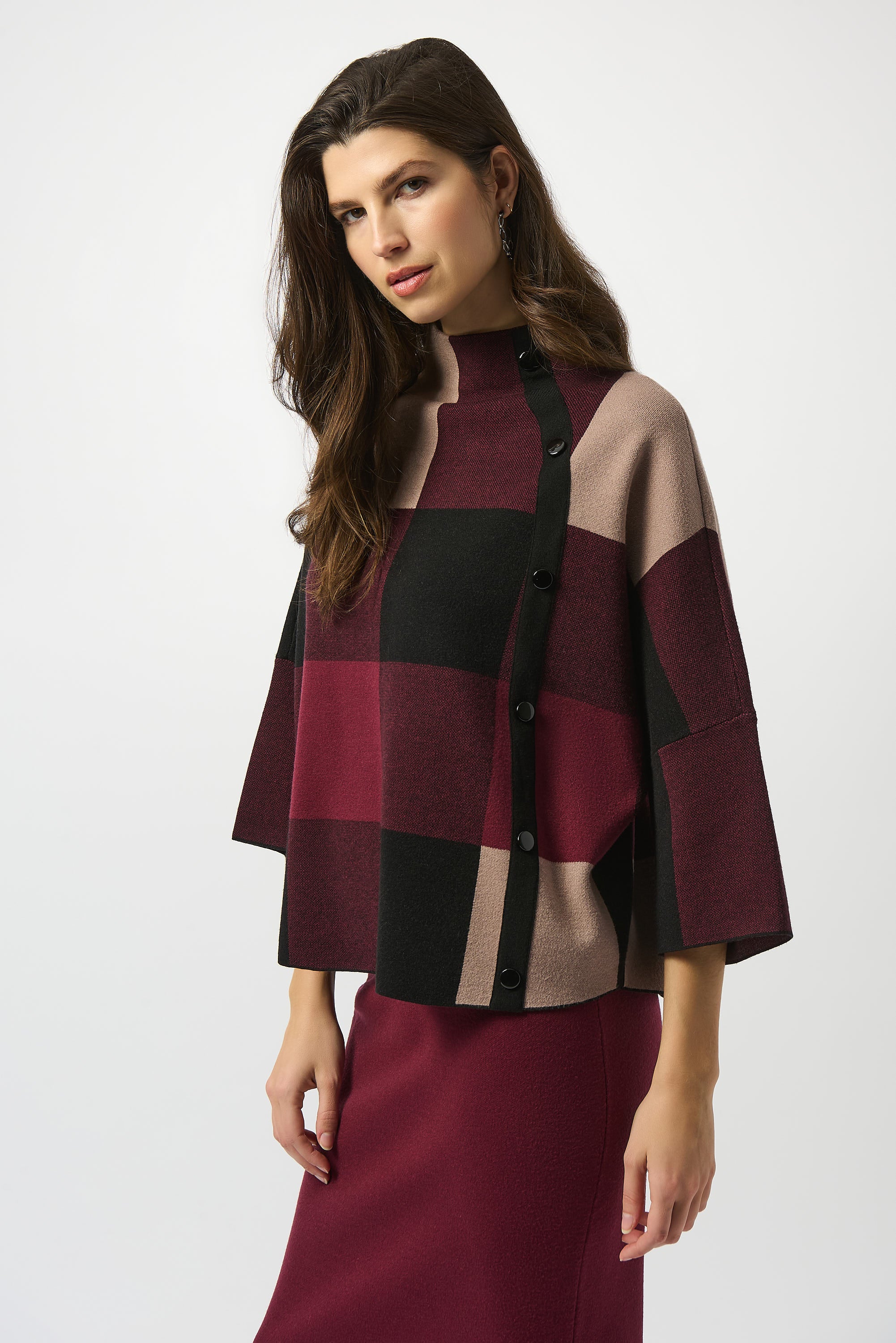 JOSEPH RIBKOFF SWEATER STYLE 243948F25 COLOUR MERLOT/MULTI