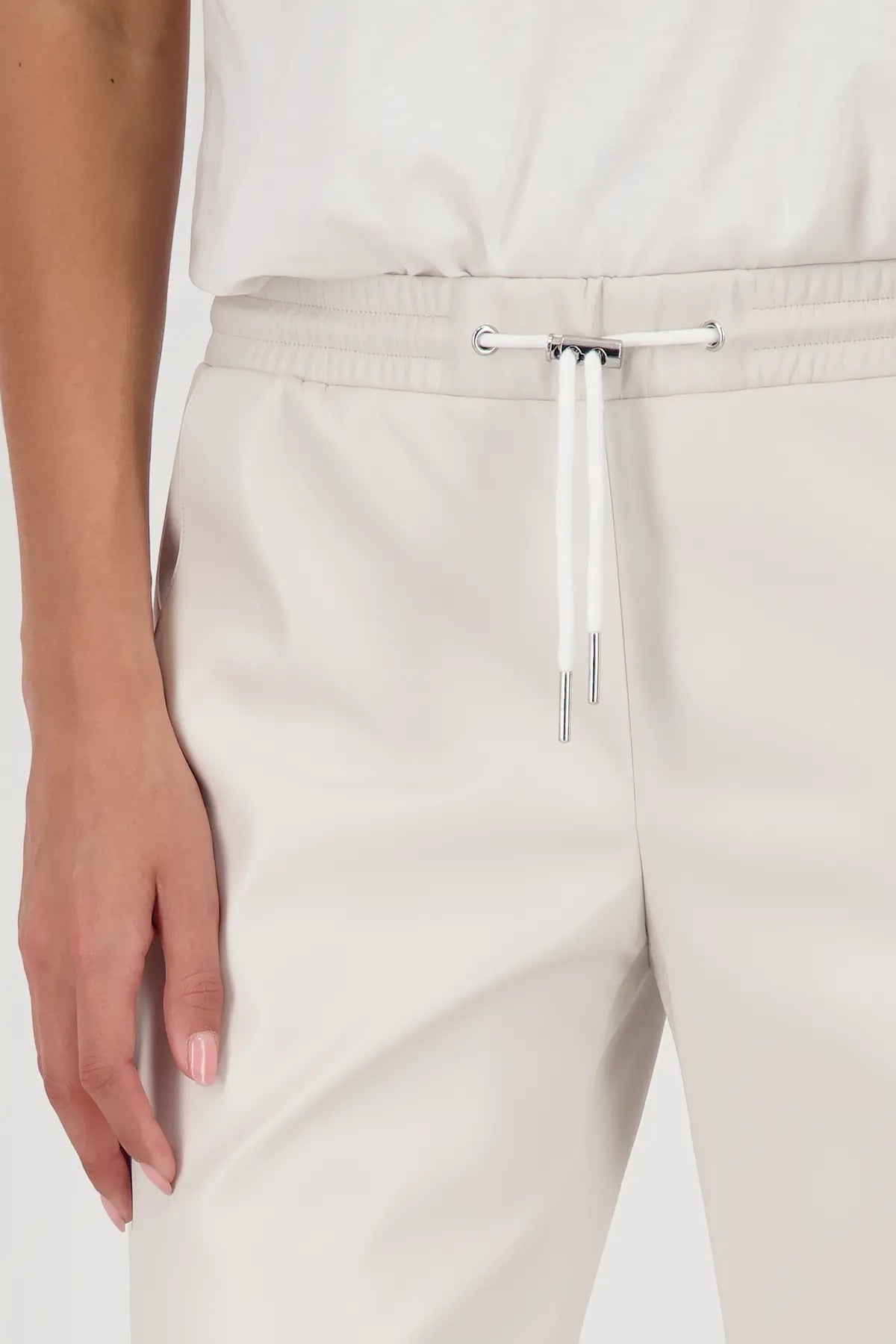 MONARI STRAIGHT CUT TROUSER STYLE 808752 COLOUR OAT MILK