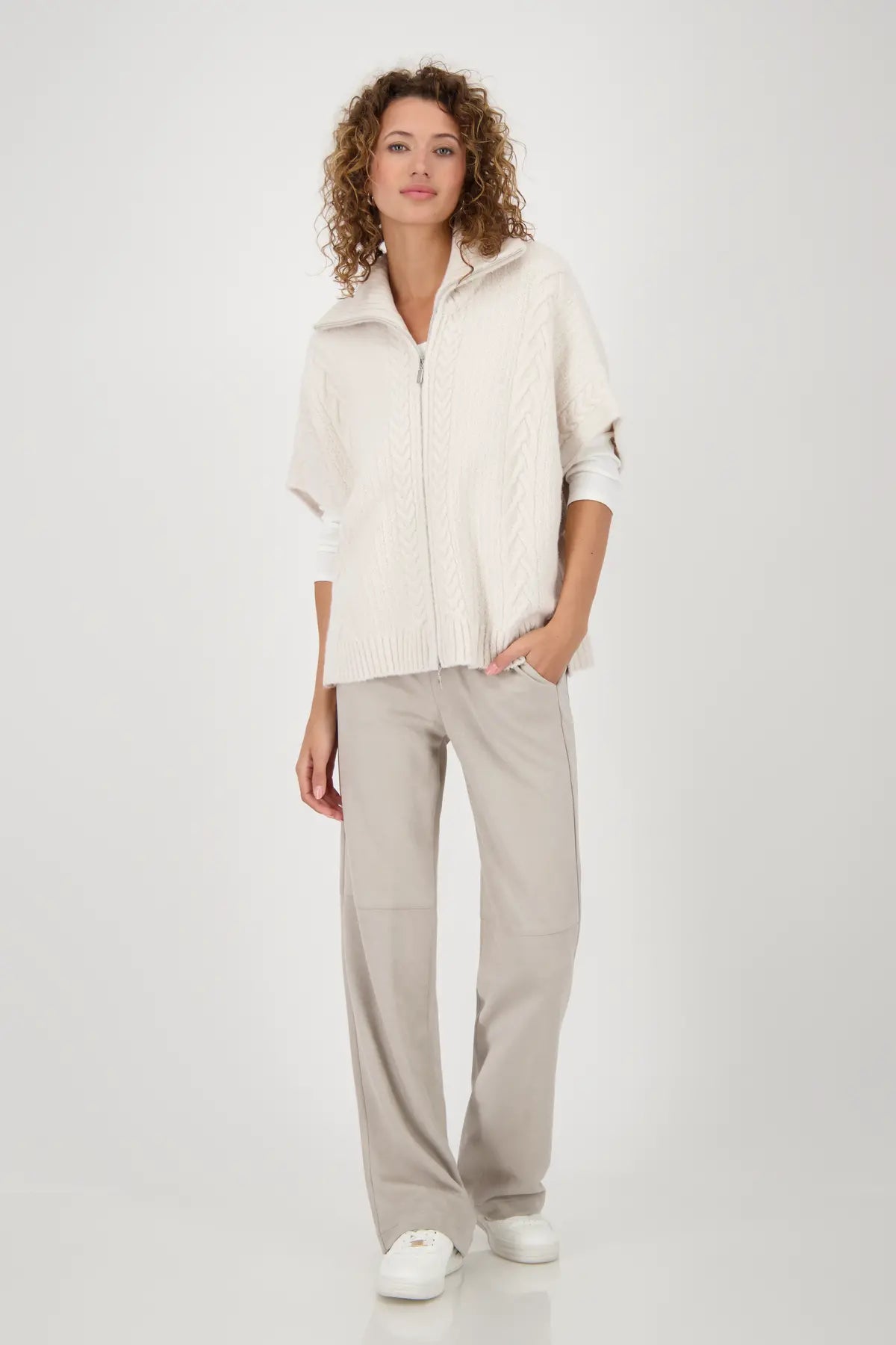 MONARI KNITTED JACKET WITH CABLE PATTERN STYLE 808984 COLOUR OAT MILK
