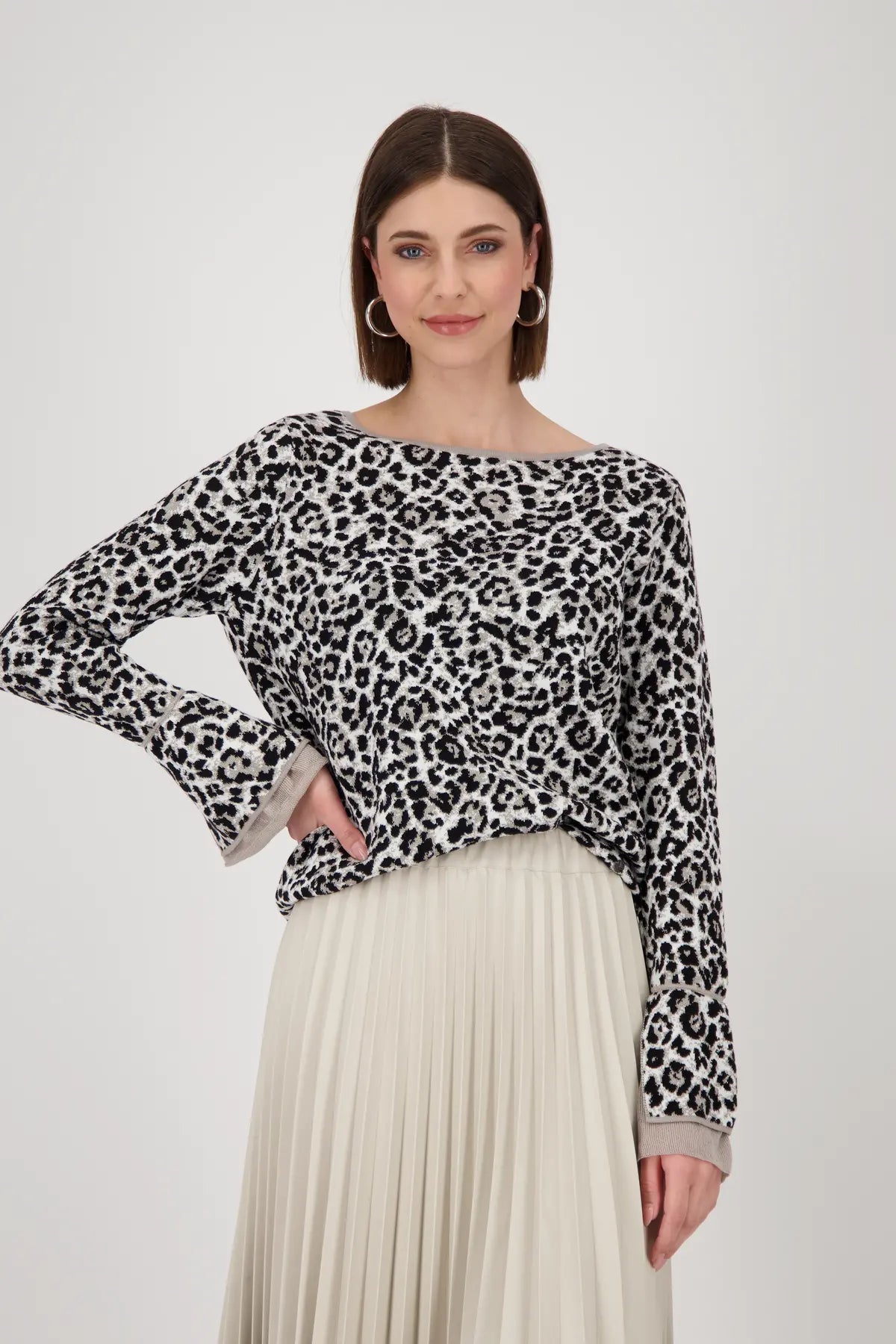 MONARI LEOPARD PATTERN SWEATER STYLE 808991 COLOUR GREIGE