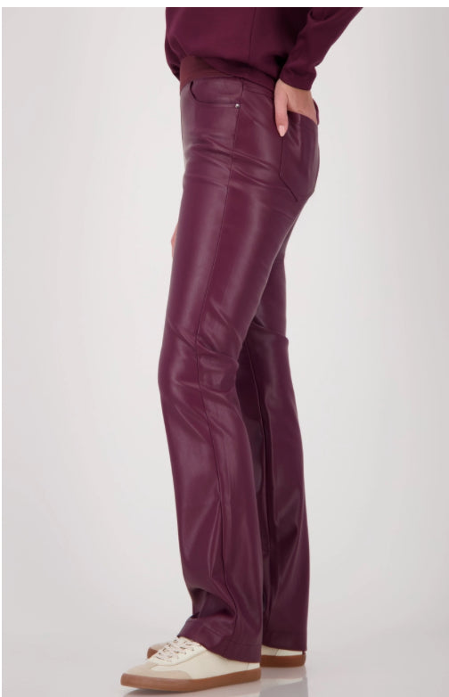 MONARI STRAIGHT LEG FAUX LEATHER TROUSER STYLE 808753 COLOUR BORDEAUX
