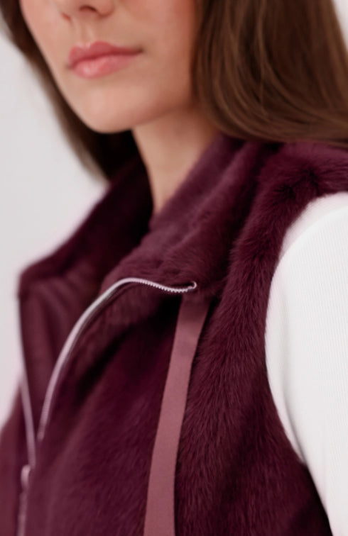 MONARI FAUX FUR WAISTCOAT STYLE 808770 COLOUR BORDEAUX