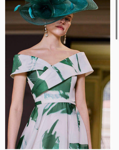 COUTURE CLUB DRESS STYLE 1G2MB COLOUR ELM GREEN