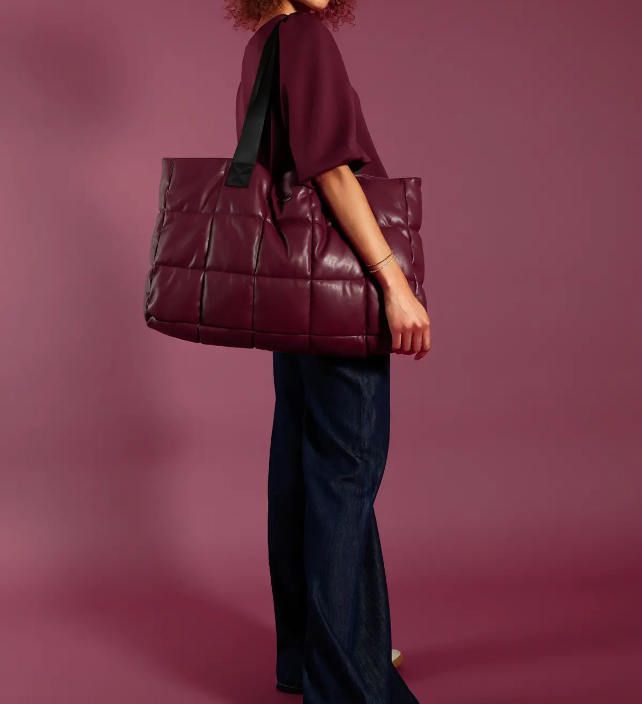 MONARI FAUX LEATHER QUILTED BAG WITH SNAP BUTTON STYLE 809154 COLOUR BORDEAUX