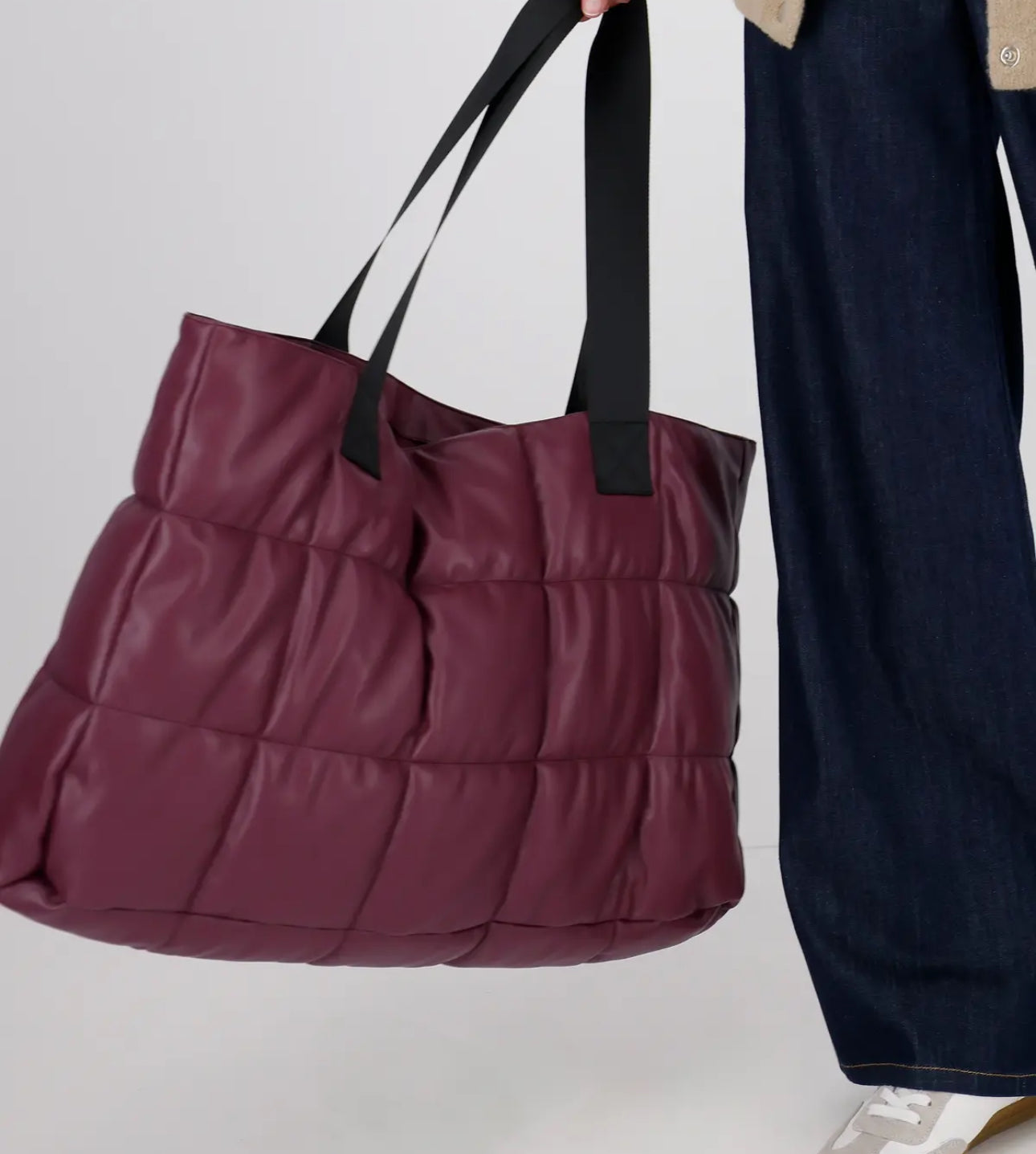 MONARI FAUX LEATHER QUILTED BAG WITH SNAP BUTTON STYLE 809154 COLOUR BORDEAUX