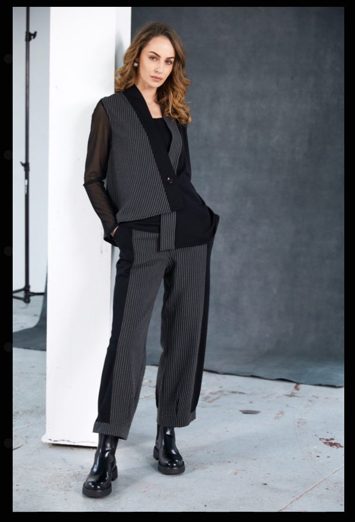 NAYA WAISTCOAT STYLE NAW25328 COLOUR BLACK & GREY