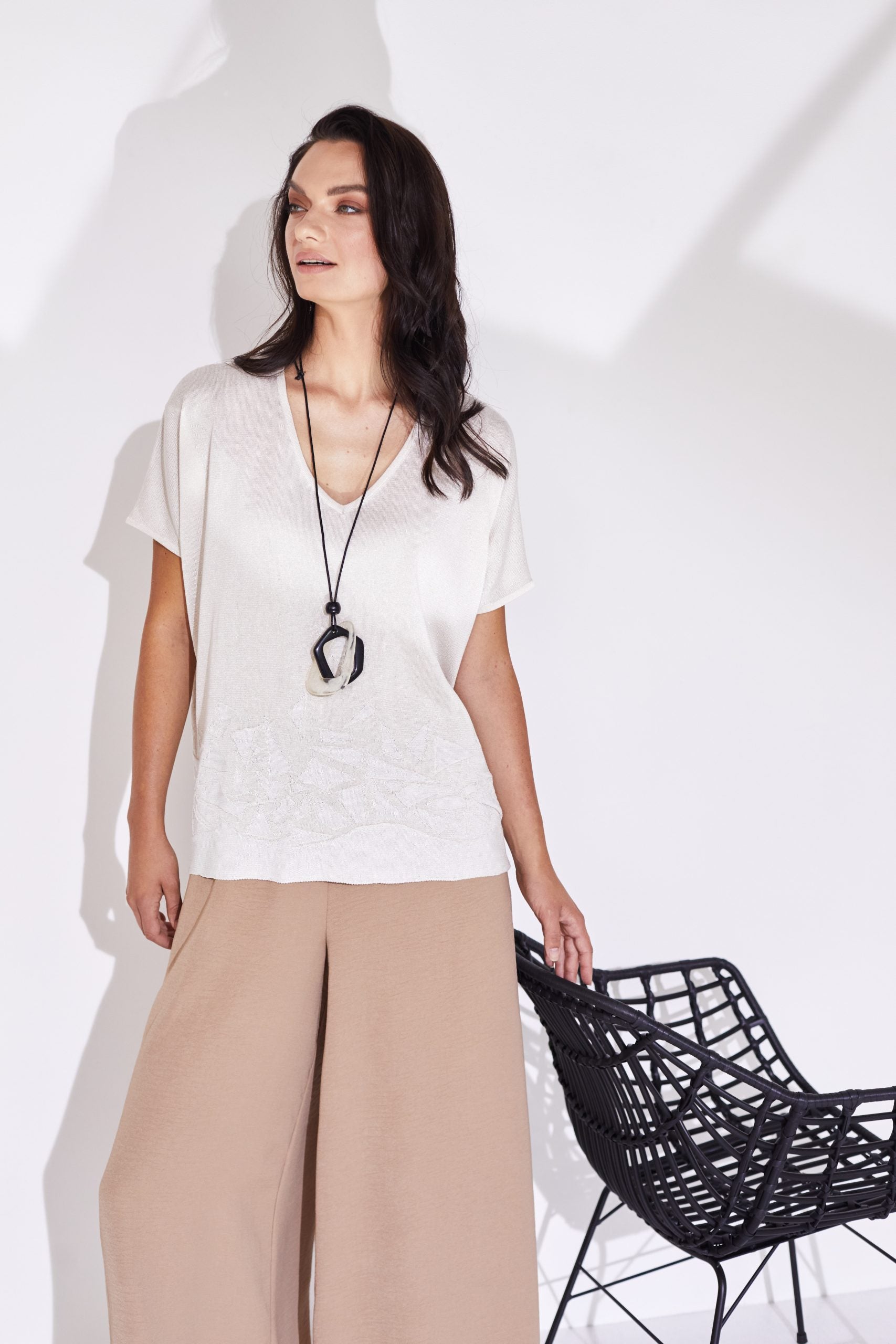 NAYA V-NECK SHORT SLEEVE KNIT | STYLE NAS24132 | COLOUR: STONE