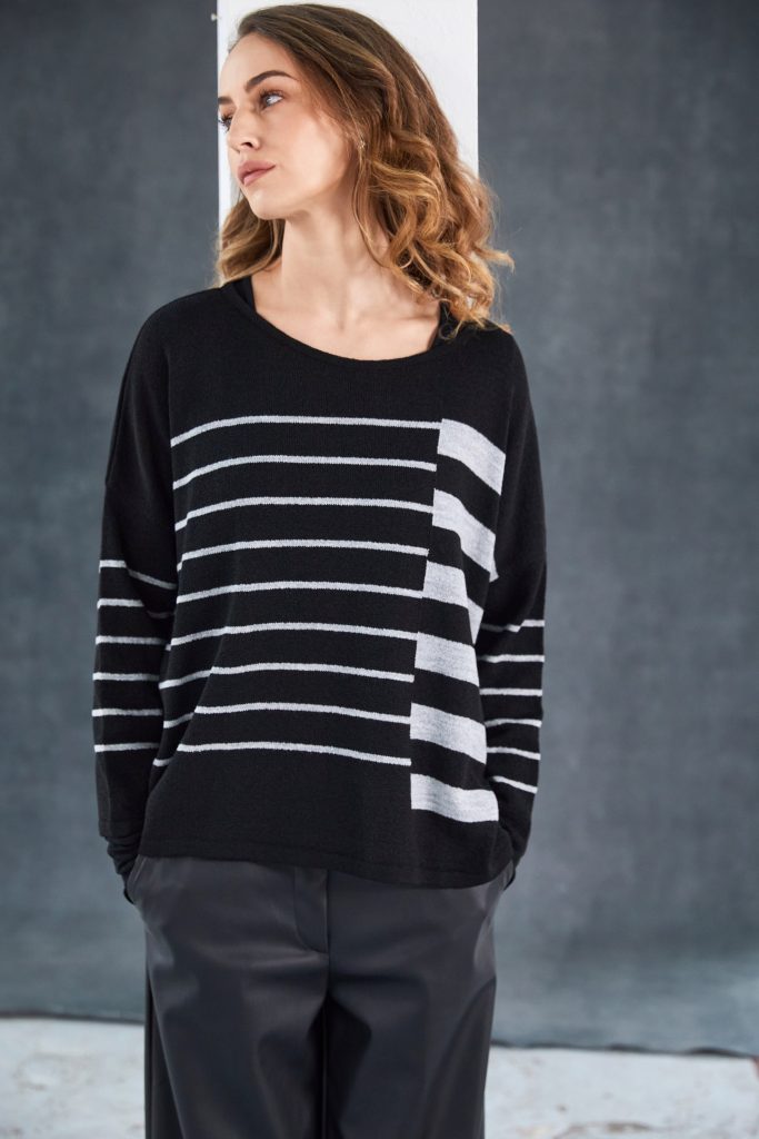 NAYA TOP STYLE NAW25240 COLOUR BLACK & SILVER