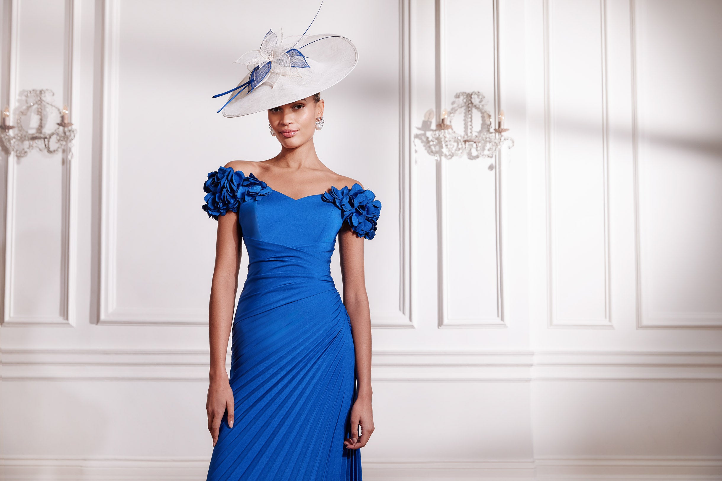 JOHN CHARLES STYLE 66685 COLOUR SAPPHIRE